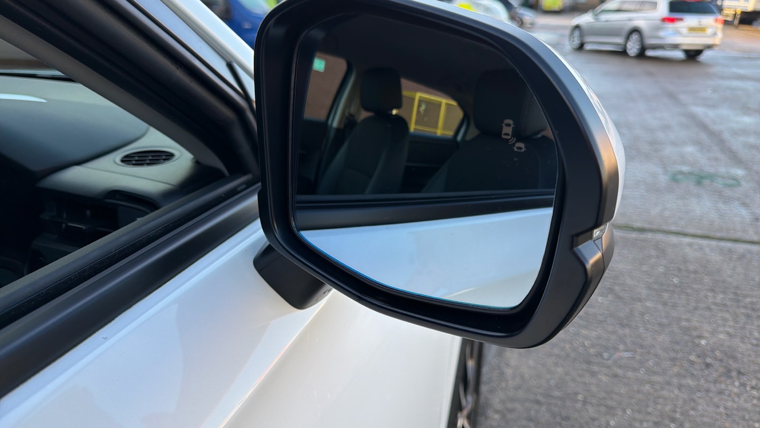 Used Honda HR-V 2024 for sale - 76692668: Photo 29