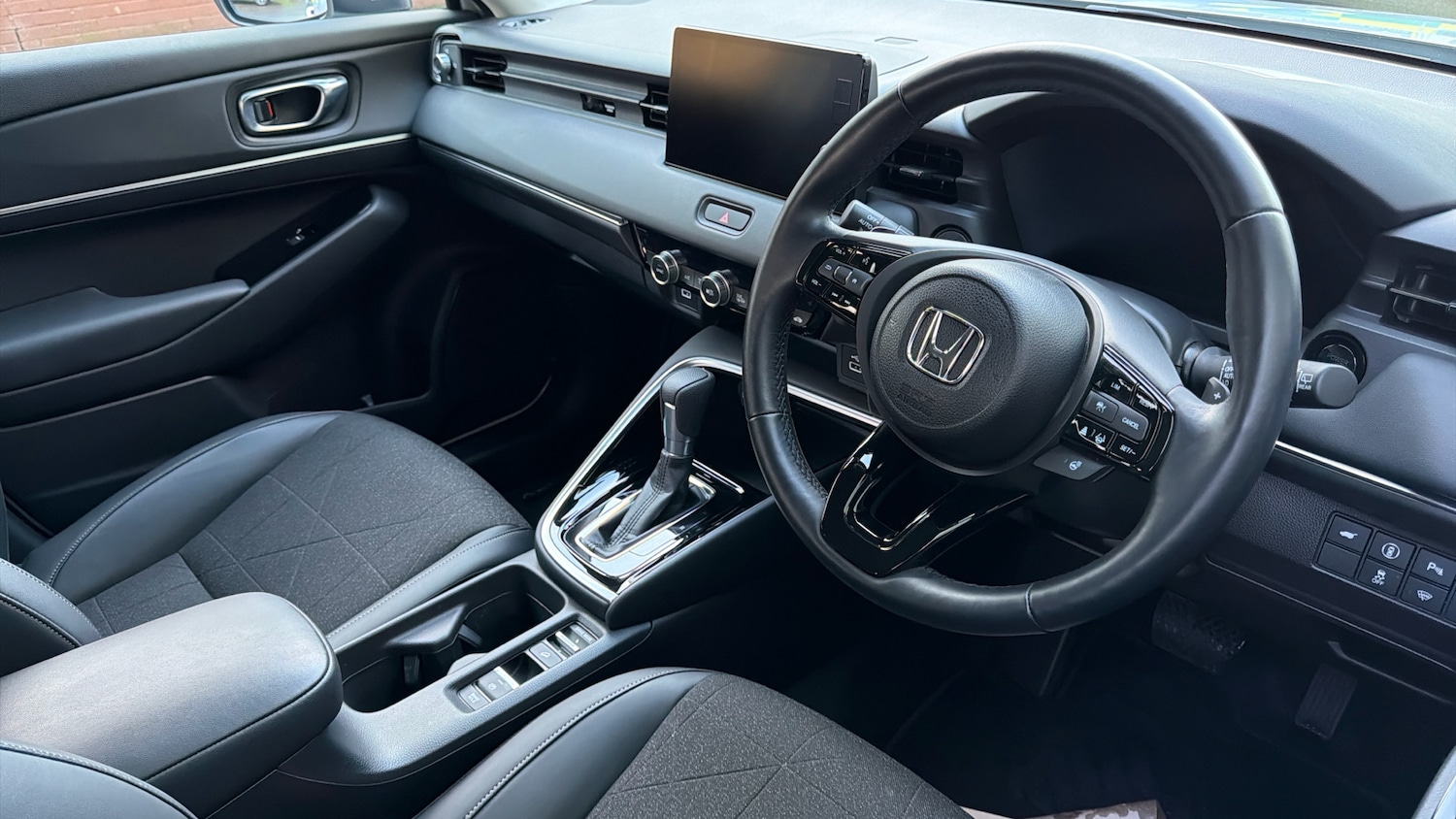 Used Honda HR-V 2024 for sale - 76692668: Photo 33