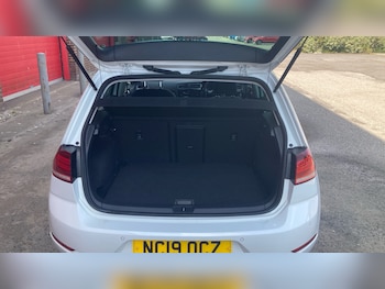 Used Volkswagen Golf 2019 for sale - 79264724: Photo