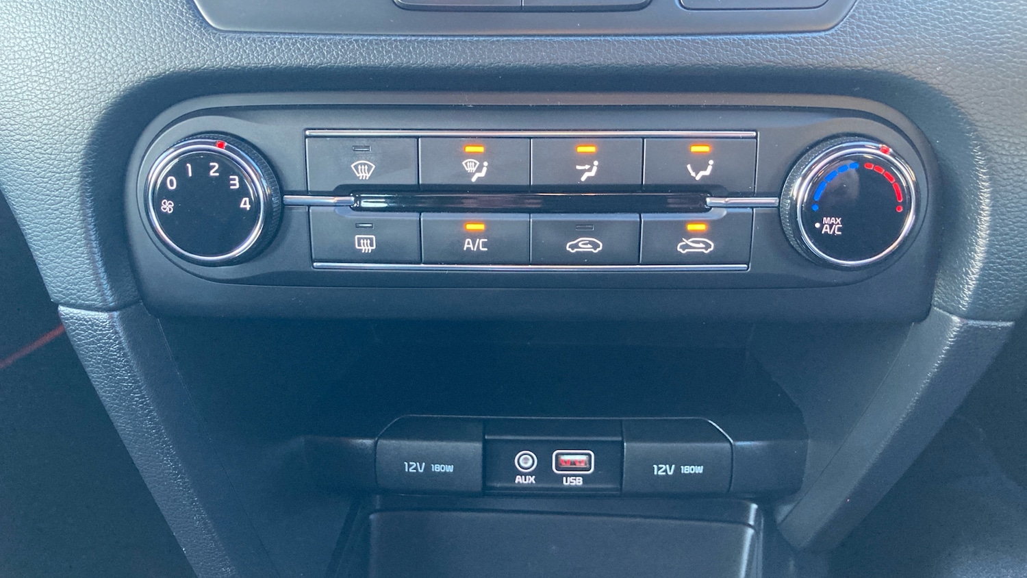 Used Kia Ceed 2019 for sale - 77195665: Photo 30