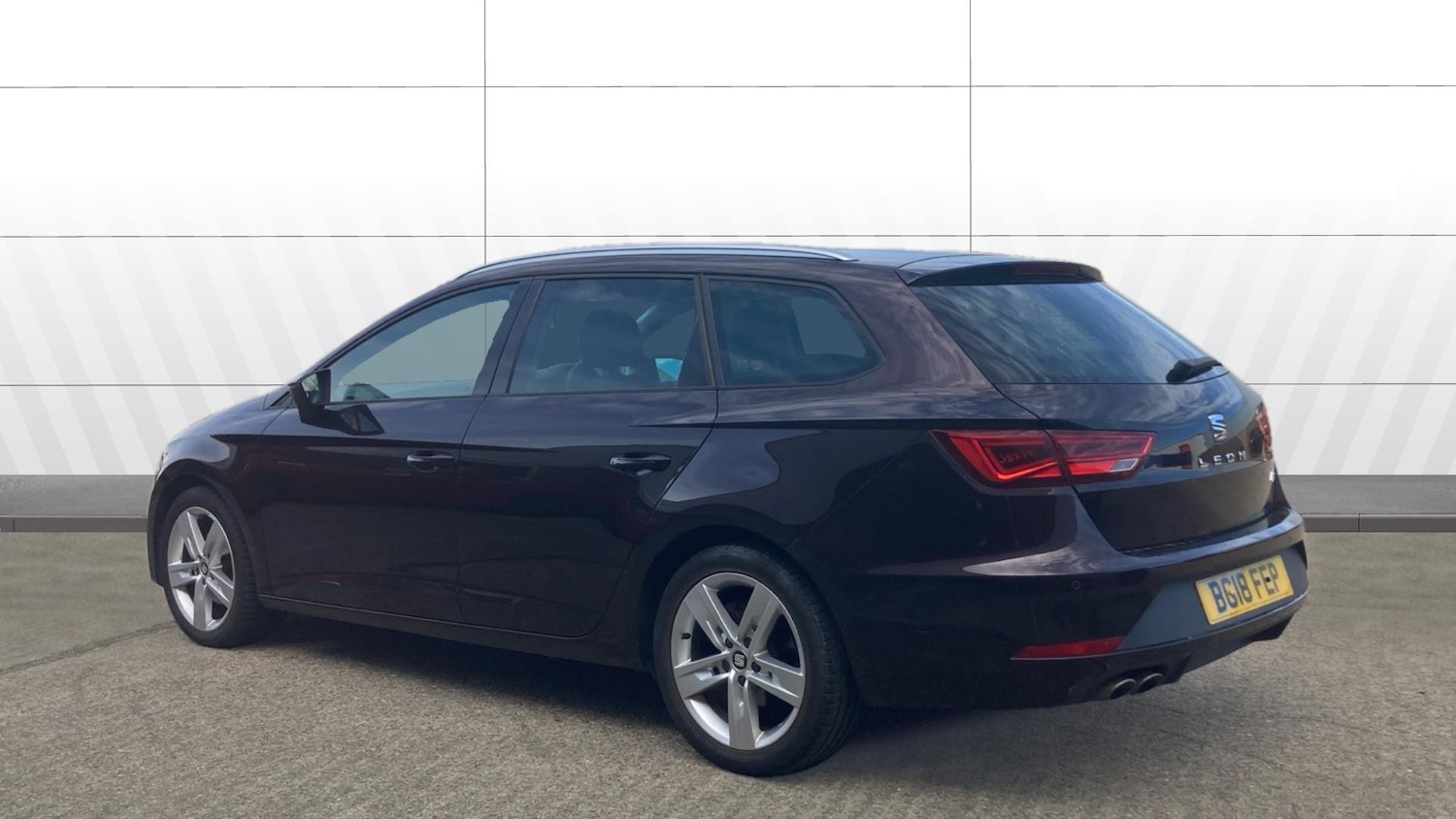 Used SEAT Leon 2018 for sale - 76719232: Photo 2