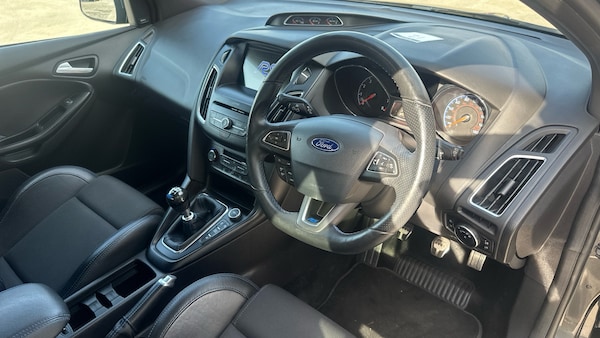 Used Ford Focus 2017 for sale - 76233083: Photo 11
