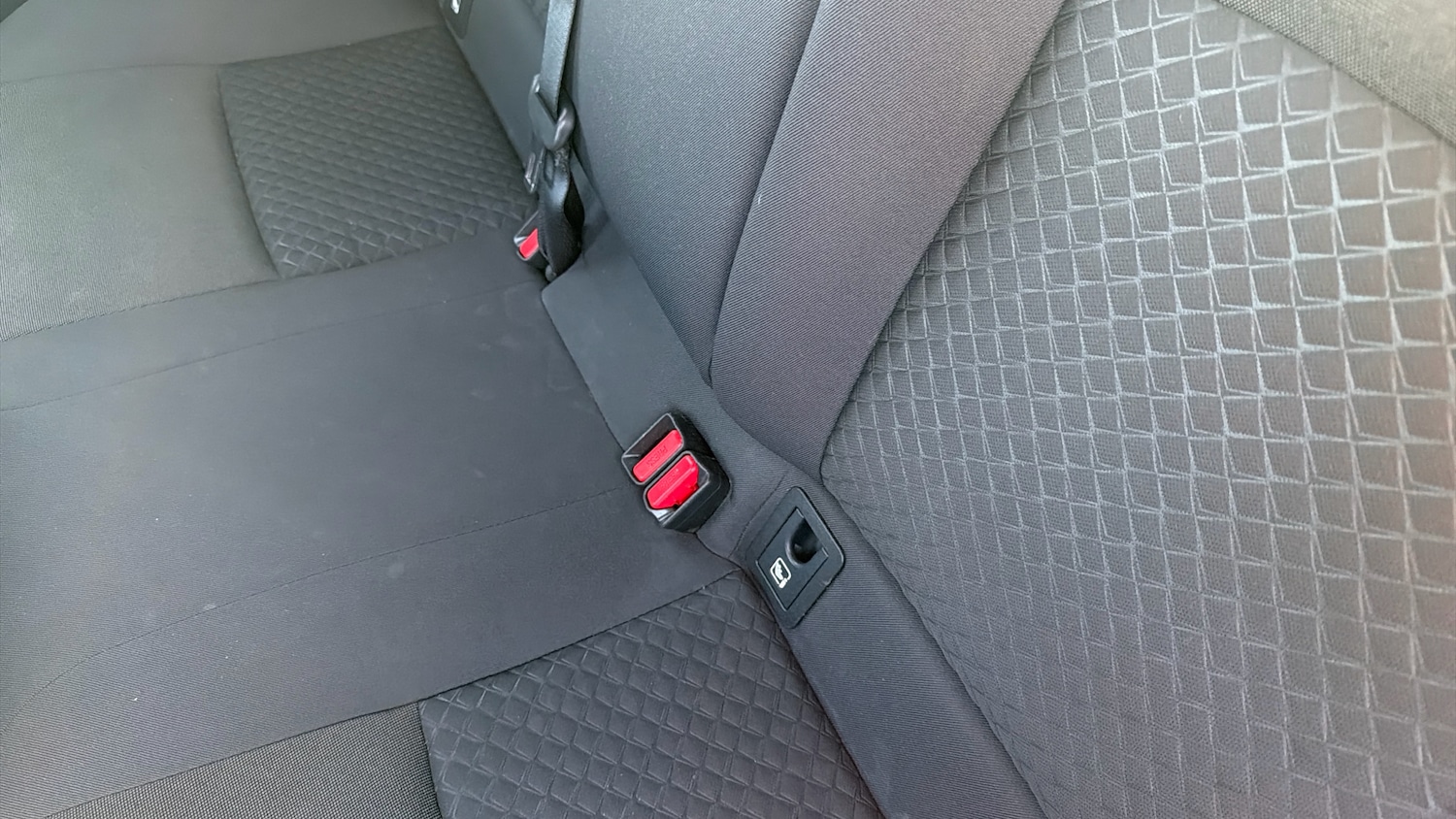 Used Toyota C-HR 2023 for sale - 77129426: Photo 17