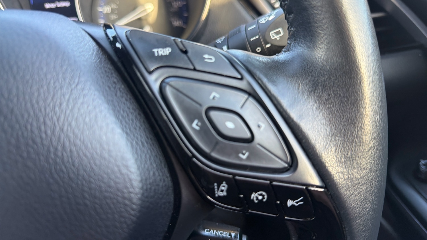 Used Toyota C-HR 2023 for sale - 77129426: Photo 23