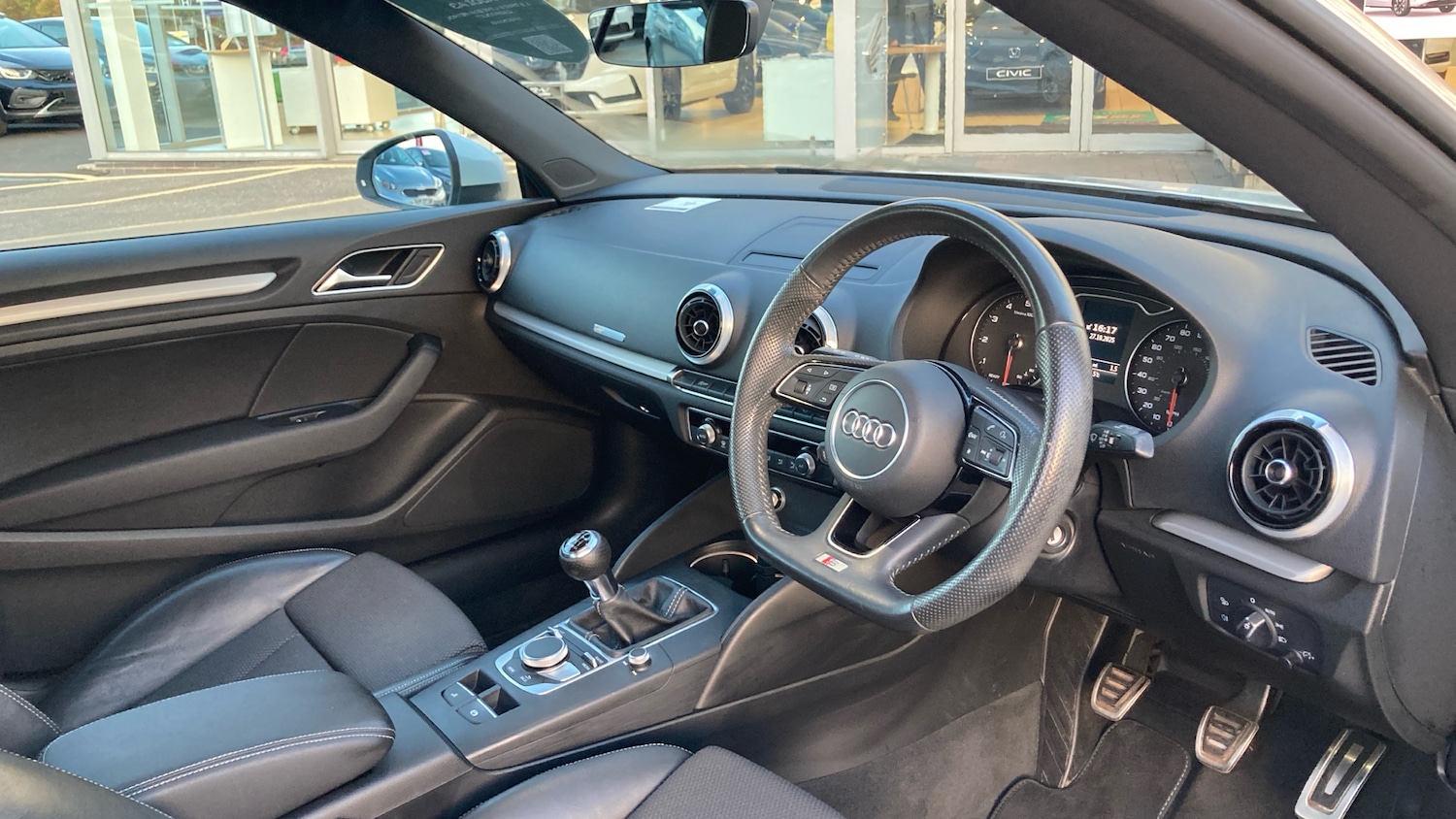 Used Audi A3 2017 for sale - 76362849: Photo 32