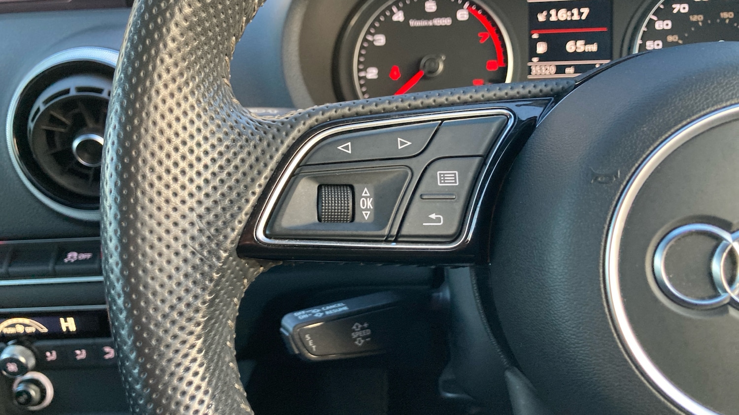 Used Audi A3 2017 for sale - 76362849: Photo 36