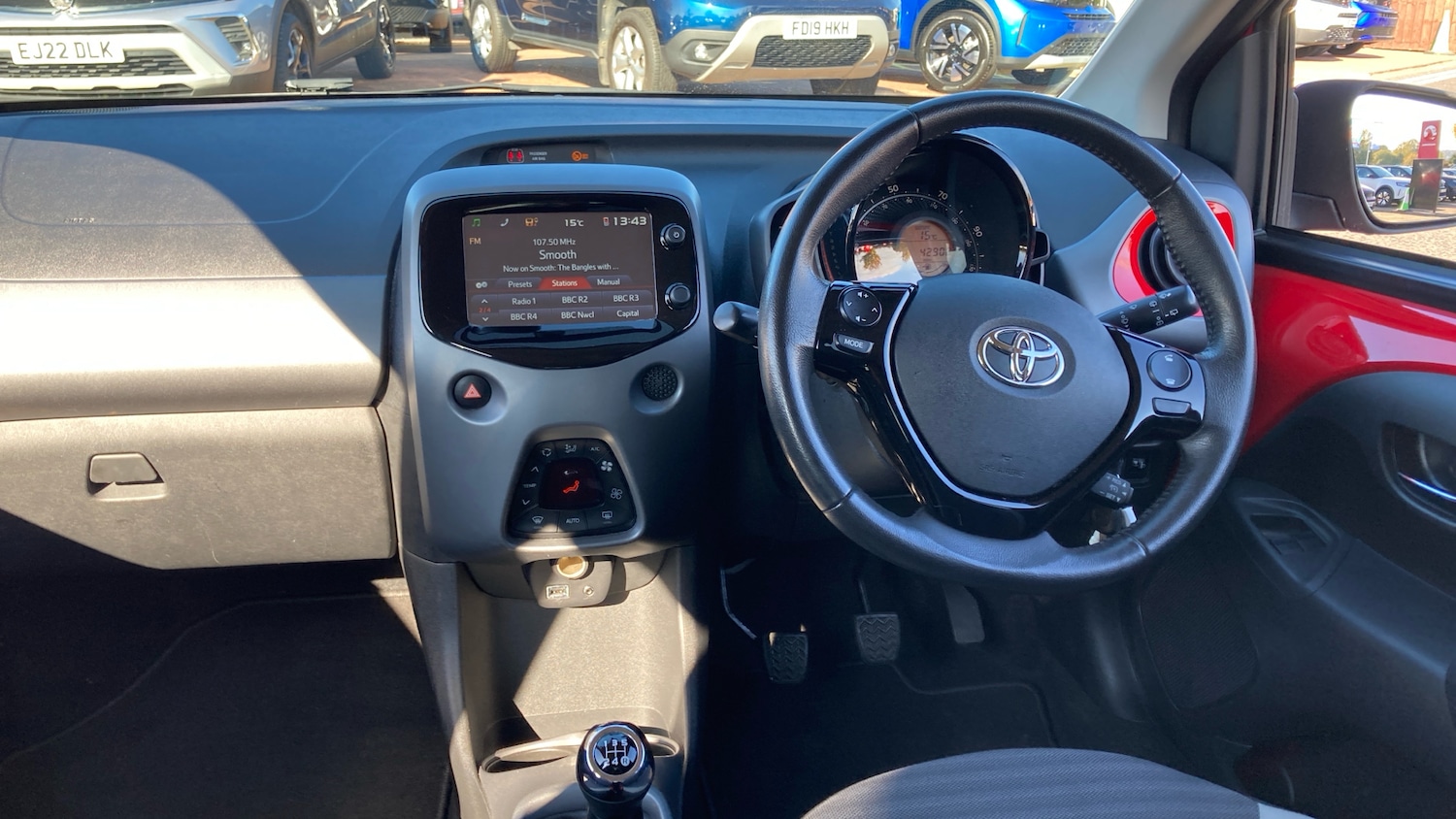 Used Toyota AYGO 2018 for sale - 77326008: Photo 10