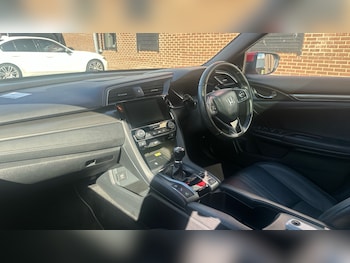 Used Honda Civic 2017 for sale - 75797426: Photo