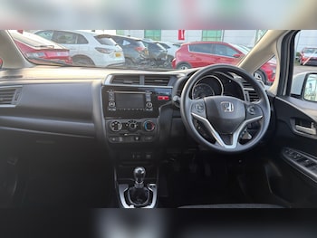 Used Honda Jazz 2016 for sale - 77517421: Photo