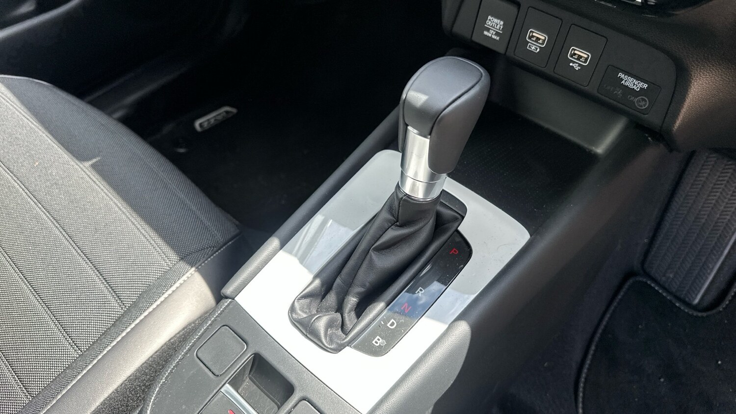 2025 Honda Jazz 1.5 i-MMD Hybrid Crosstar Advance 5dr eCVT Hybrid Hatchback Hatc - Picture 13 of 24