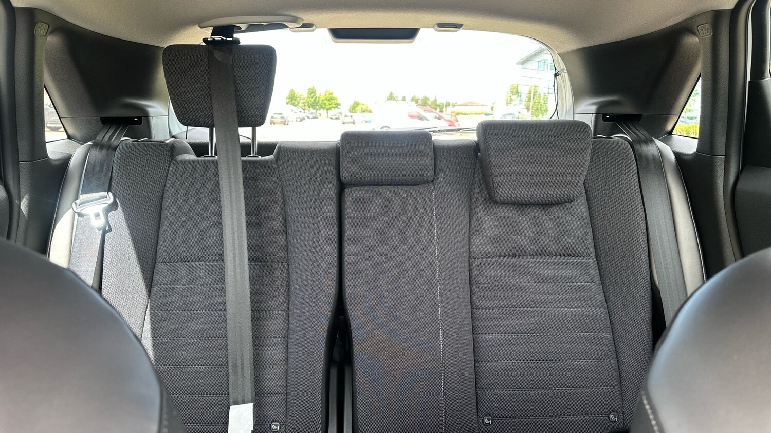 2025 Honda Jazz 1.5 i-MMD Hybrid Crosstar Advance 5dr eCVT Hybrid Hatchback Hatc - Picture 15 of 24