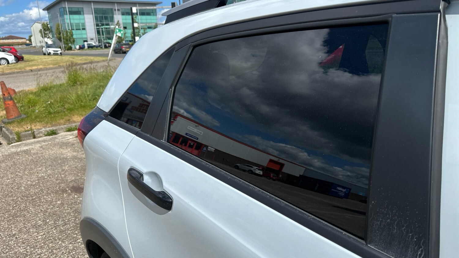 2025 Honda Jazz 1.5 i-MMD Hybrid Crosstar Advance 5dr eCVT Hybrid Hatchback Hatc - Picture 8 of 24
