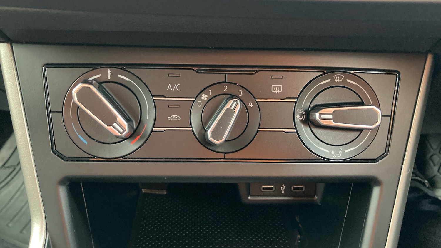 Used Volkswagen Polo 2021 for sale - 77079439: Photo 30