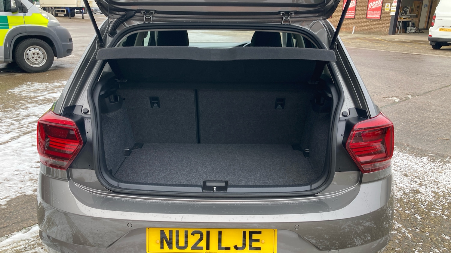 Used Volkswagen Polo 2021 for sale - 77079439: Photo 4