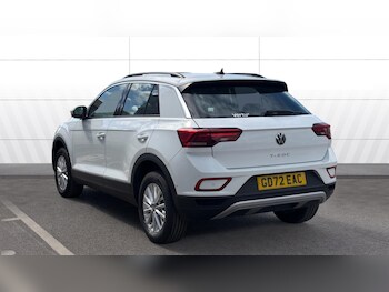 Used Volkswagen T-Roc 2023 for sale - 78341008: Photo
