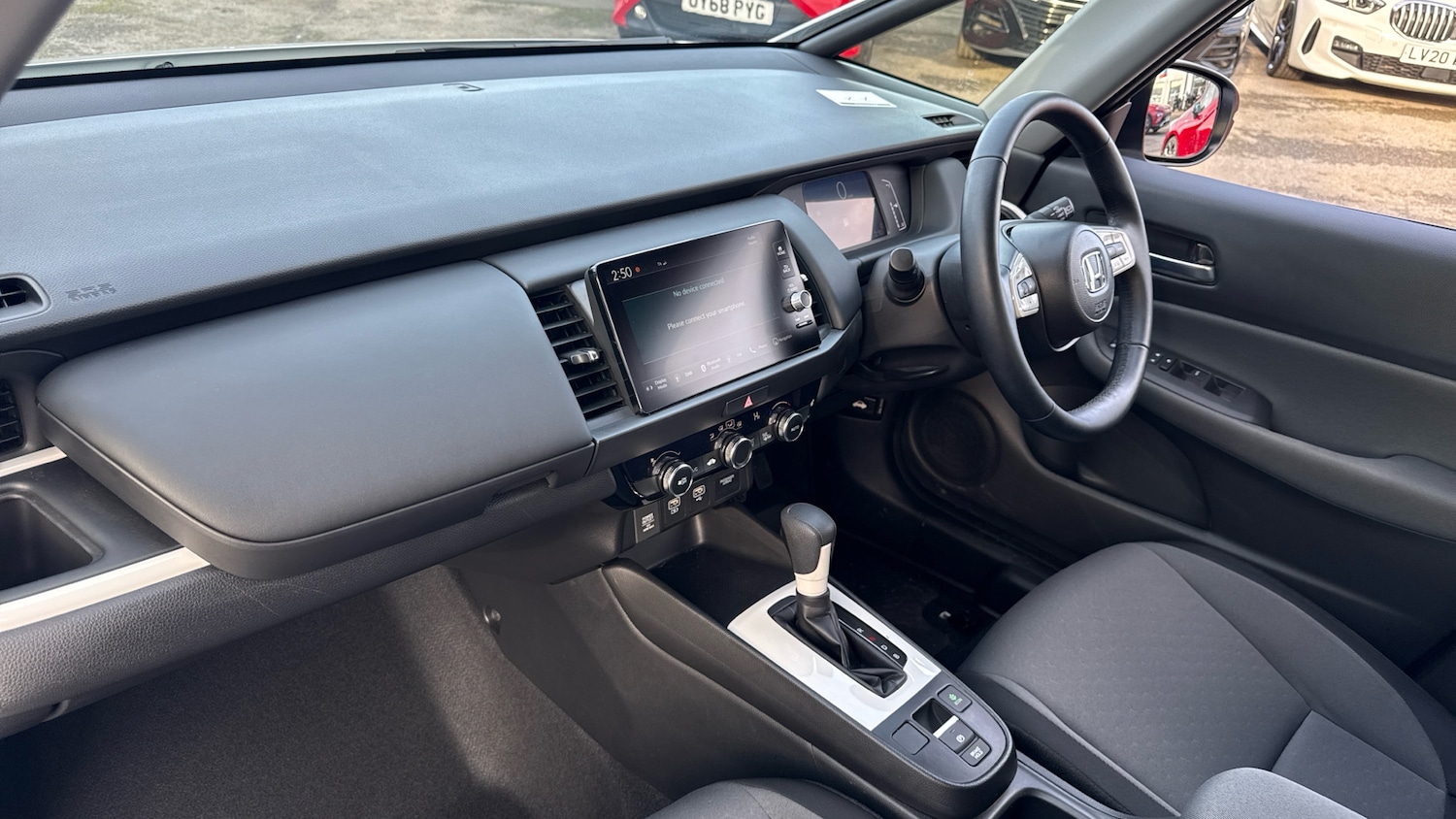 Used Honda Jazz 2024 for sale - 77567631: Photo 2