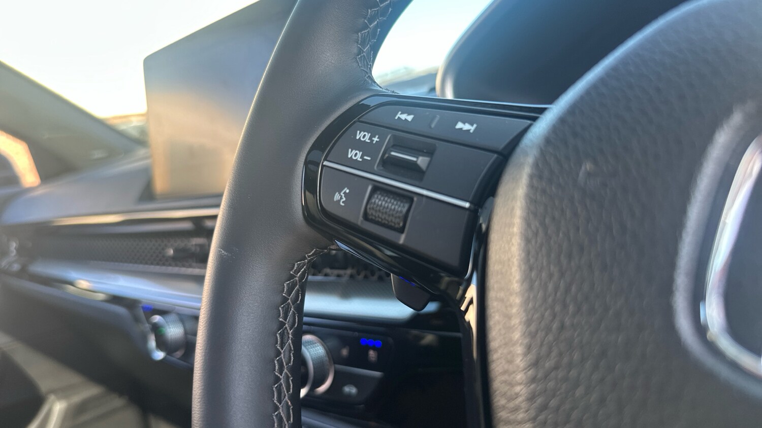 Used Honda CR-V 2025 for sale - 76115750: Photo 32
