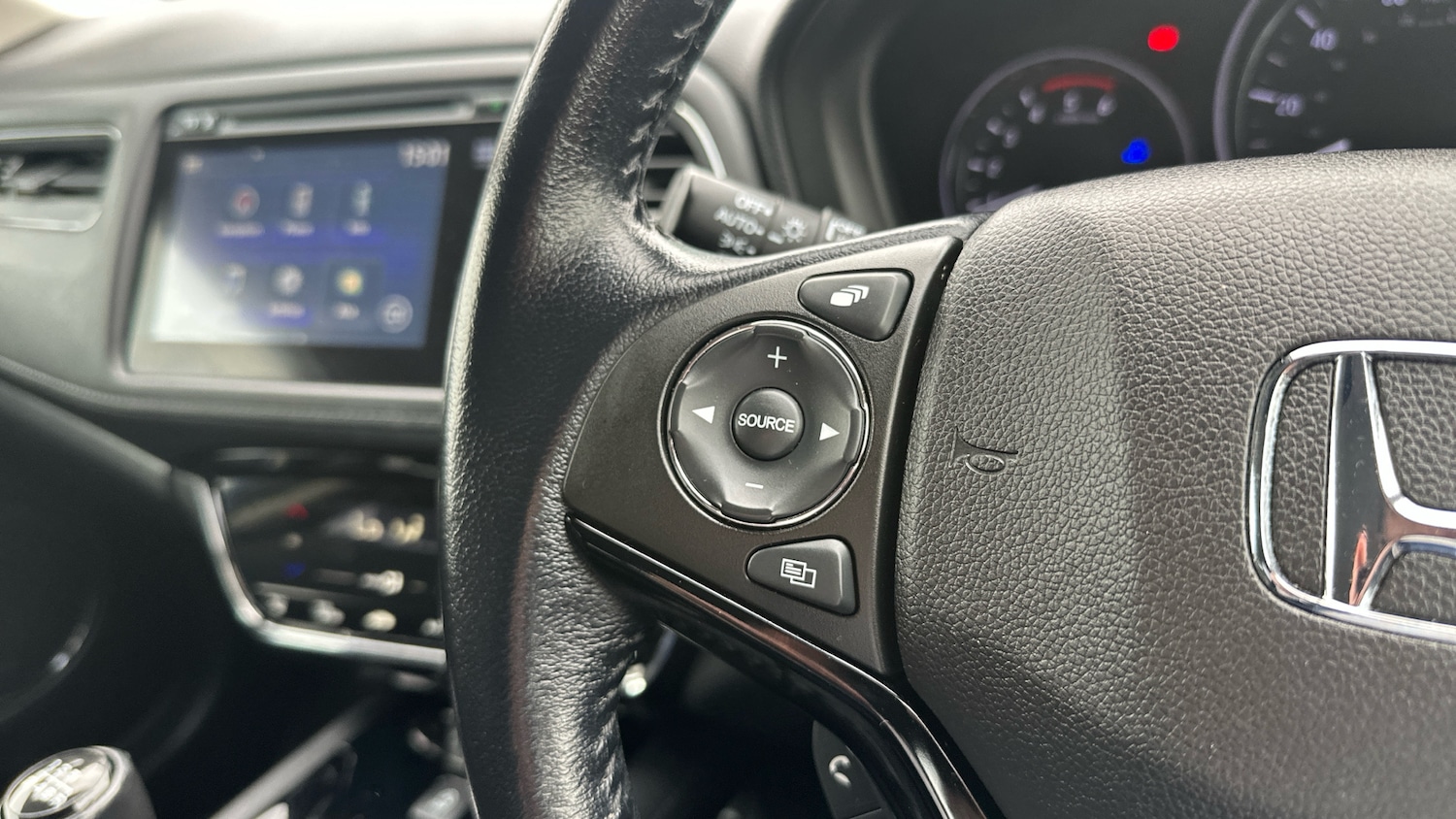 Used Honda HR-V 2019 for sale - 78177393: Photo 21