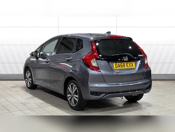 Used Honda Jazz 2018 for sale - 76627804: Photo