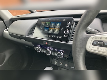 Used Honda Jazz 2020 for sale - 76067464: Photo 2