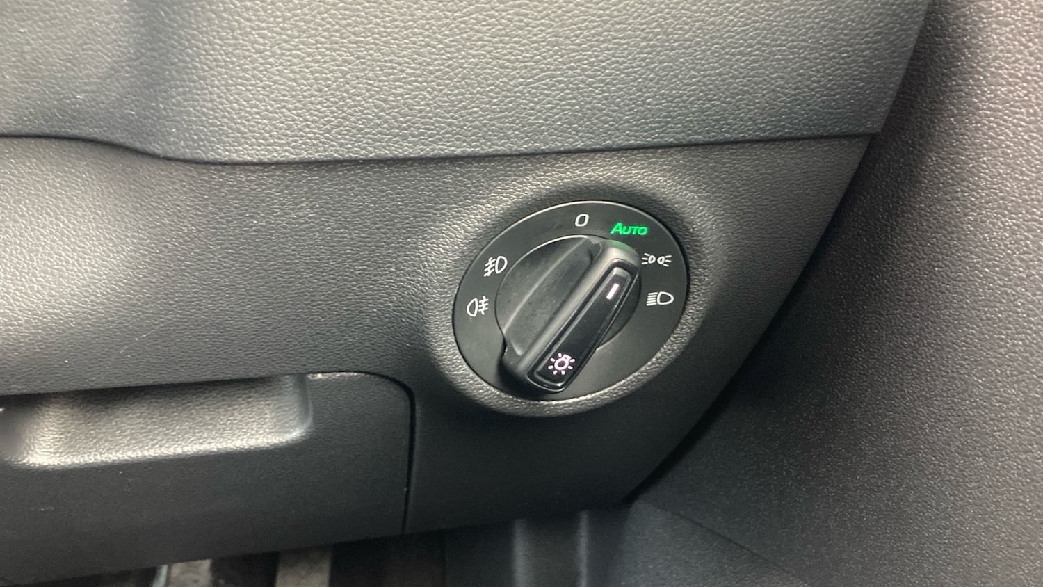 Used Skoda Karoq 2022 for sale - 77198768: Photo 23