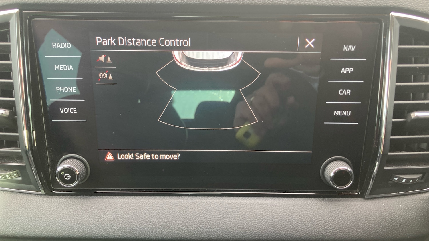 Used Skoda Karoq 2022 for sale - 77198768: Photo 27