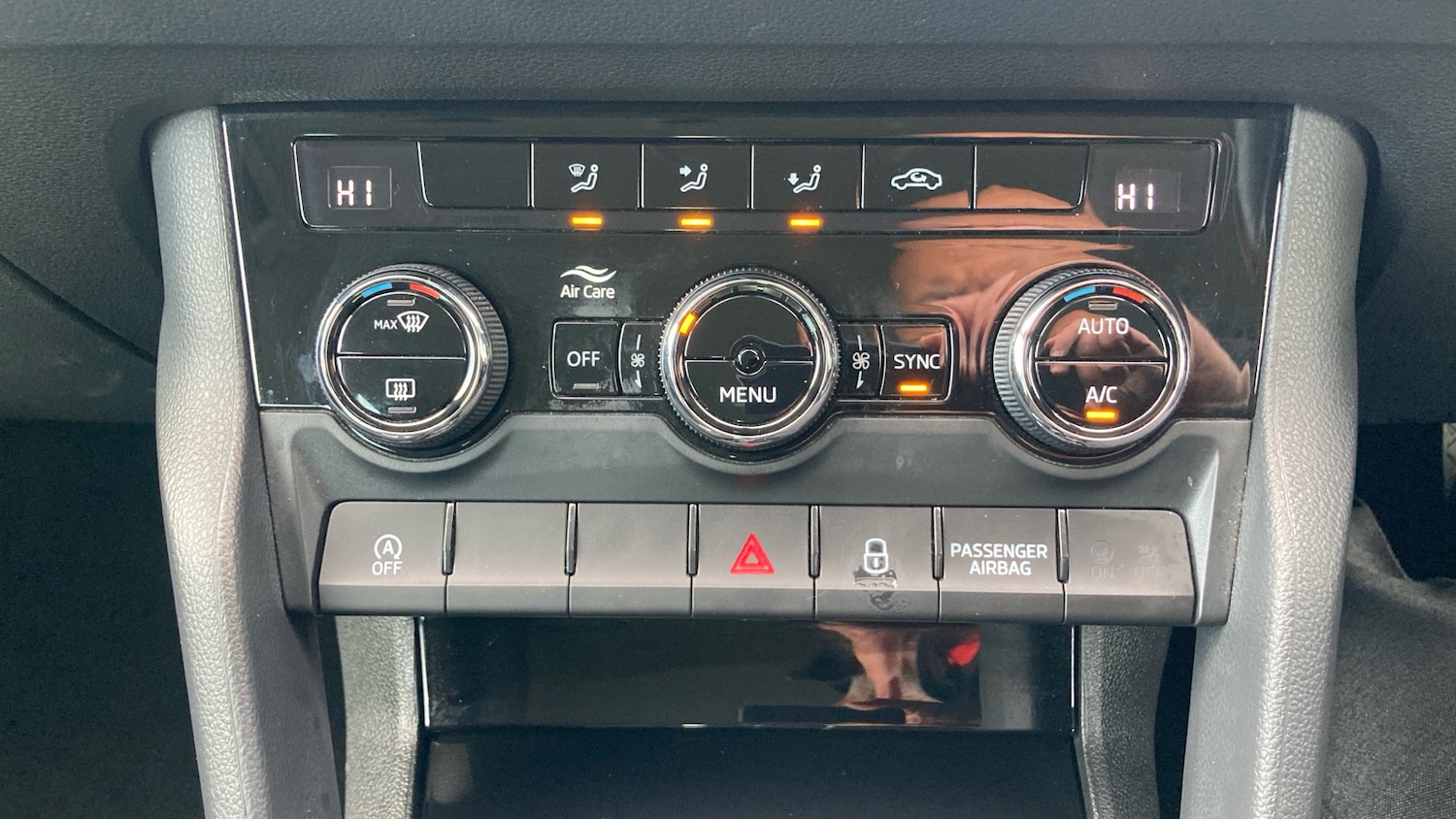 Used Skoda Karoq 2022 for sale - 77198768: Photo 30