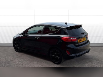 Used Ford Fiesta 2018 for sale - 79331118: Photo