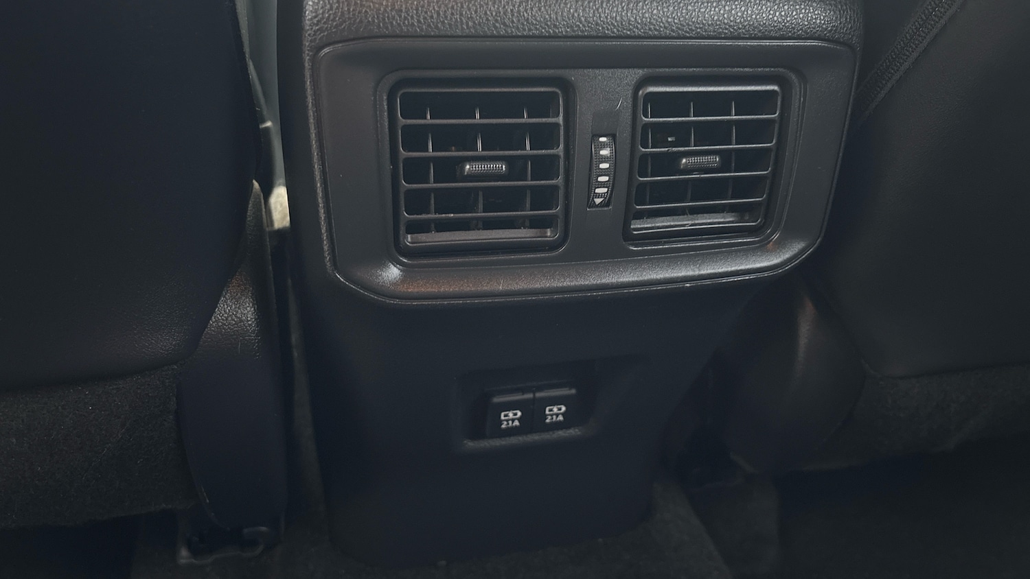 Used Toyota RAV4 2021 for sale - 77804321: Photo 24