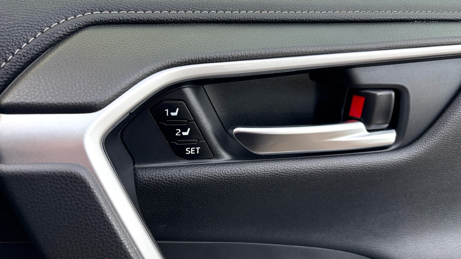 Used Toyota RAV4 2021 for sale - 77804321: Photo 27