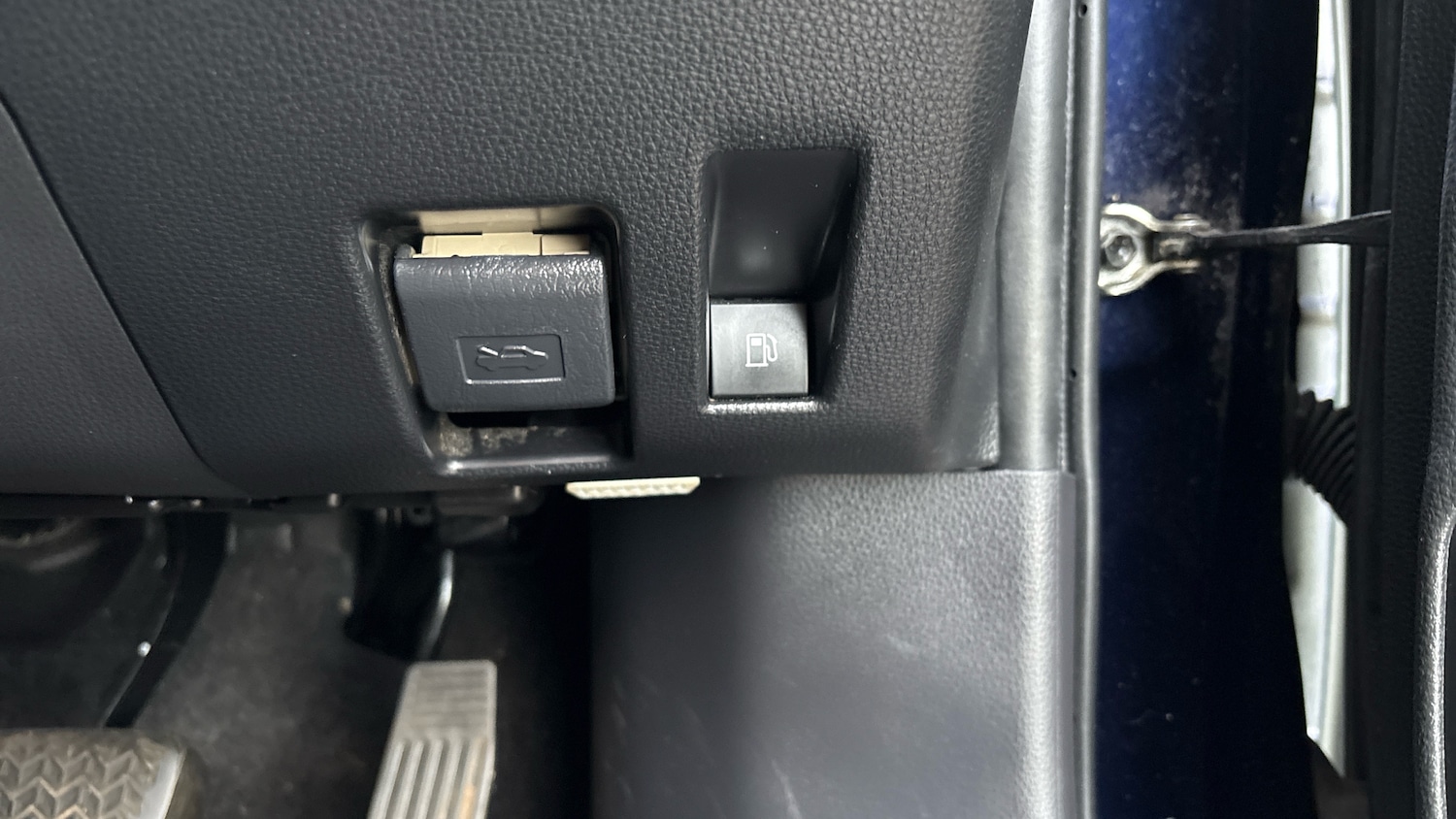 Used Toyota RAV4 2021 for sale - 77804321: Photo 29