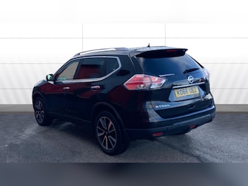 Used Nissan X-Trail 2017 for sale - 76734333: Photo