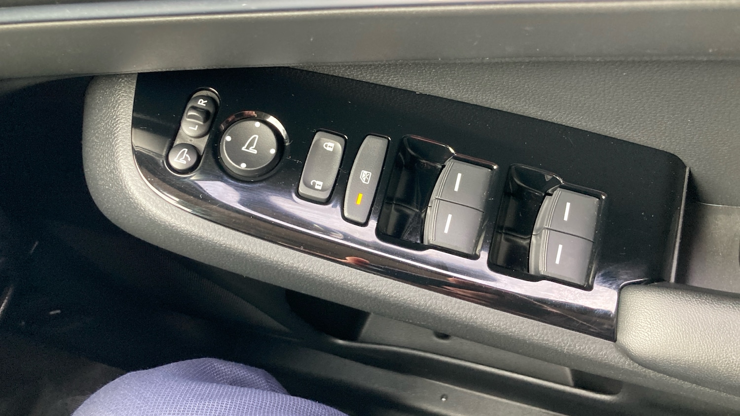 Used Honda HR-V 2023 for sale - 77681659: Photo 34