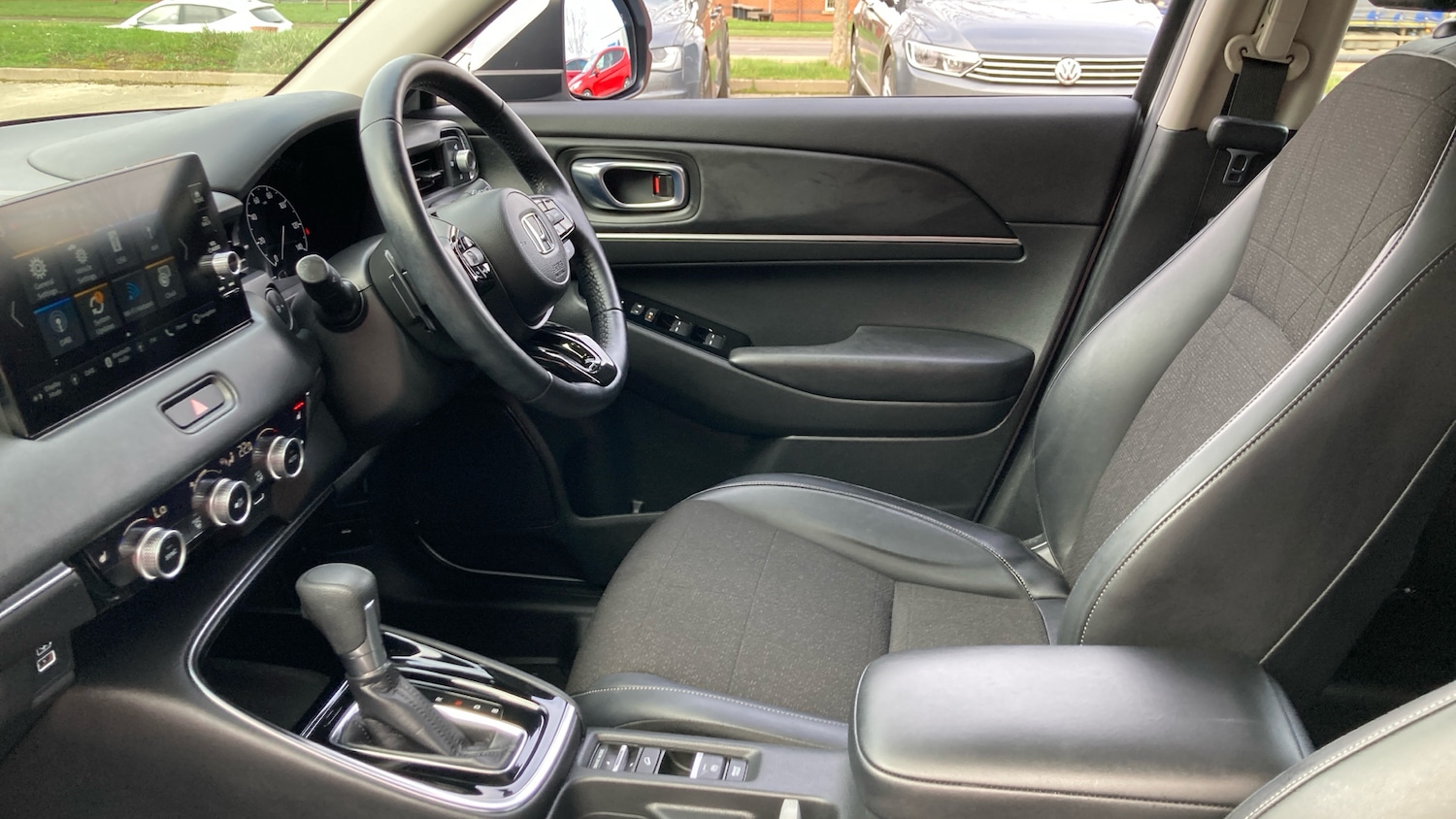 Used Honda HR-V 2023 for sale - 77681659: Photo 40