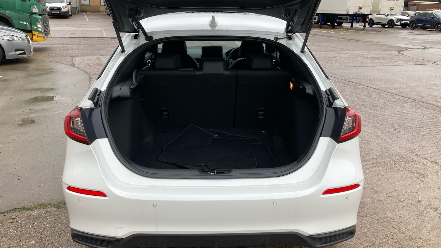 Used Honda Civic 2025 for sale - 76653078: Photo 4