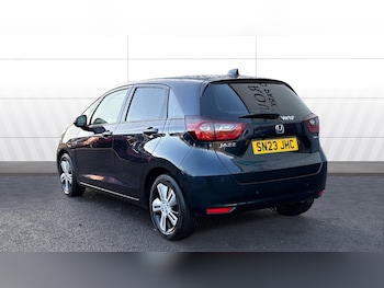 Used Honda Jazz 2023 for sale - 76882341: Photo