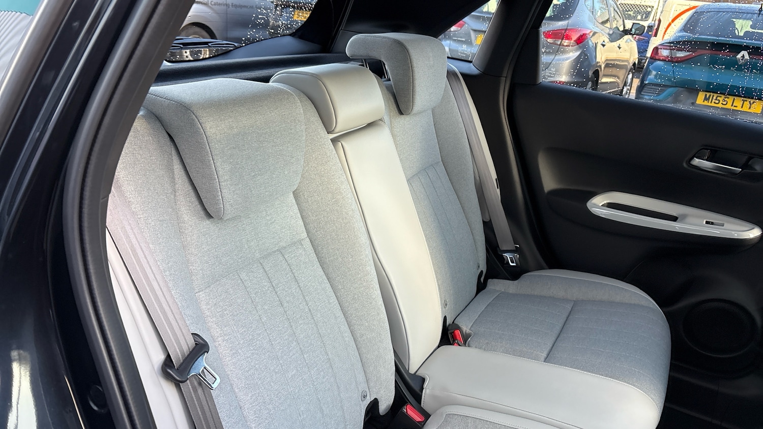 Used Honda Jazz 2023 for sale - 76882341: Photo 46