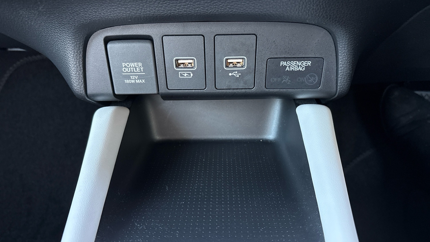 Used Honda Jazz 2023 for sale - 76882341: Photo 64