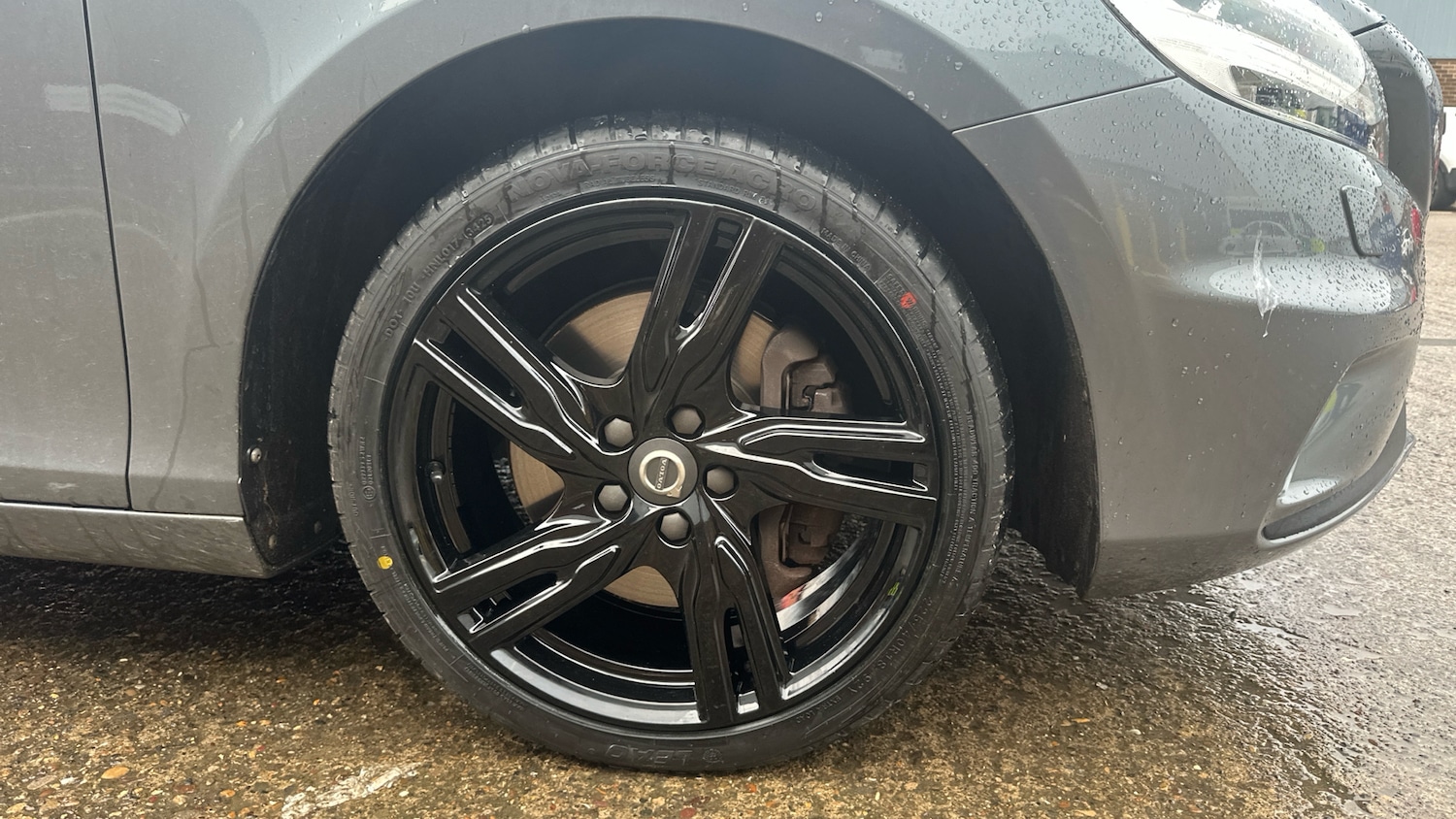 Used Volvo V40 2017 for sale - 76918137: Photo 24