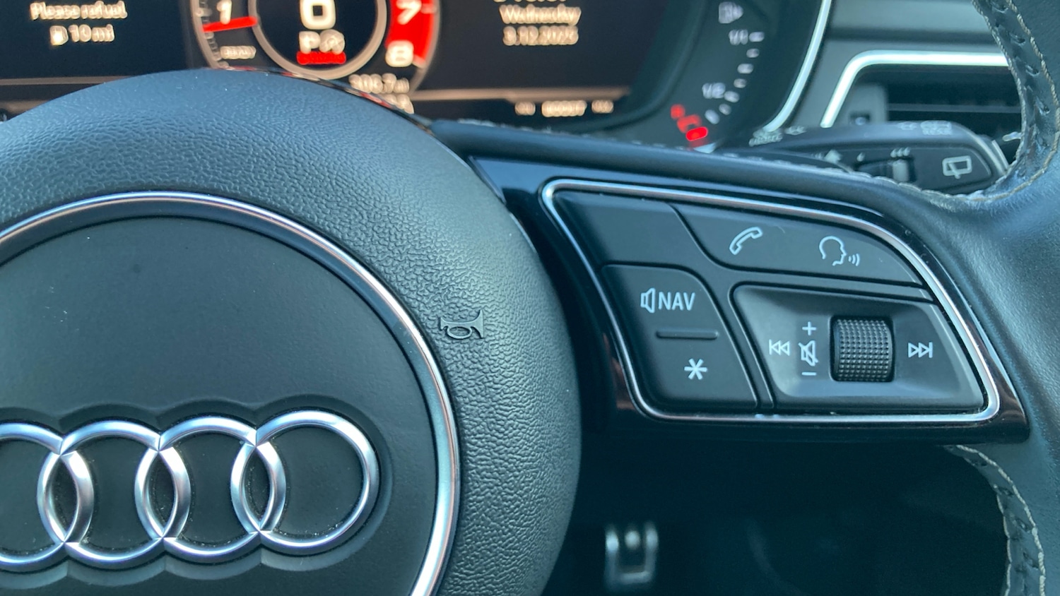 Used Audi A4 2017 for sale - 76791744: Photo 36