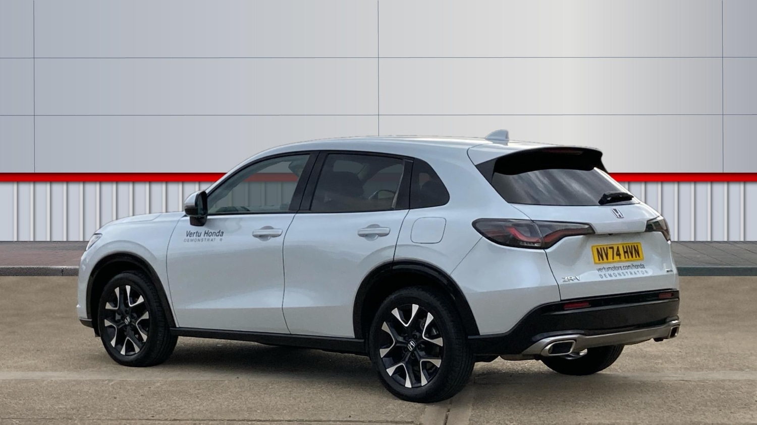 Used Honda ZR-V 2024 for sale - 76946697: Photo 2