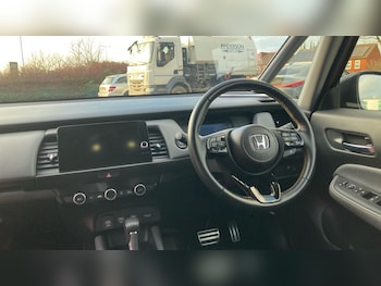 Used Honda Jazz 2024 for sale - 77492467: Photo