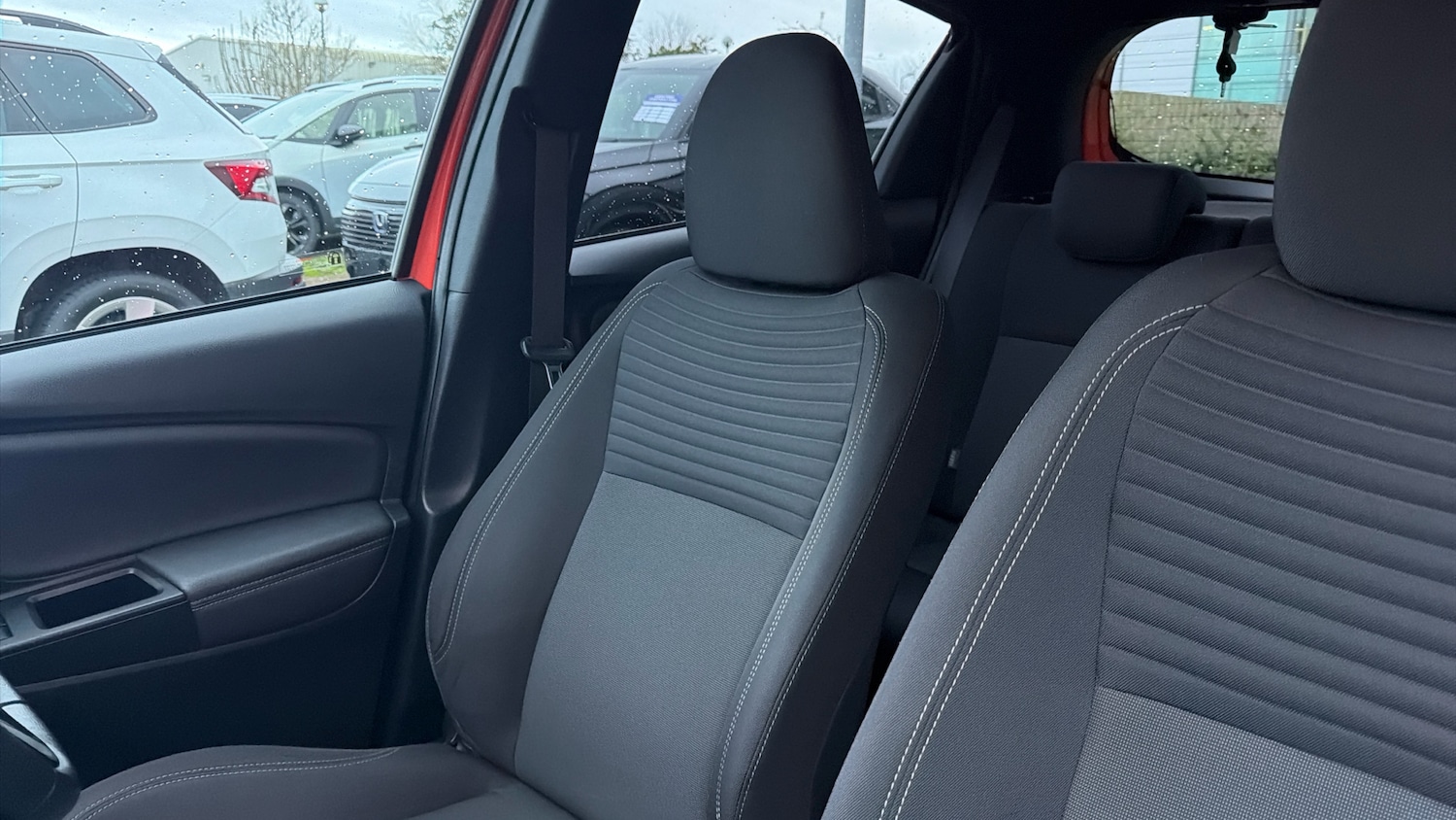 Used Toyota Yaris 2016 for sale - 76968727: Photo 15