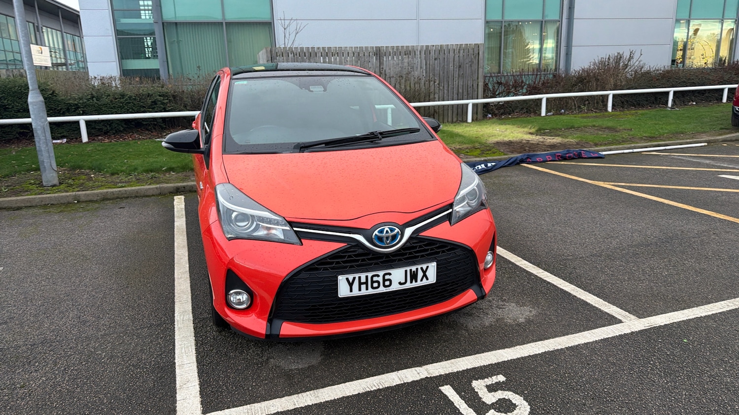 Used Toyota Yaris 2016 for sale - 76968727: Photo 27