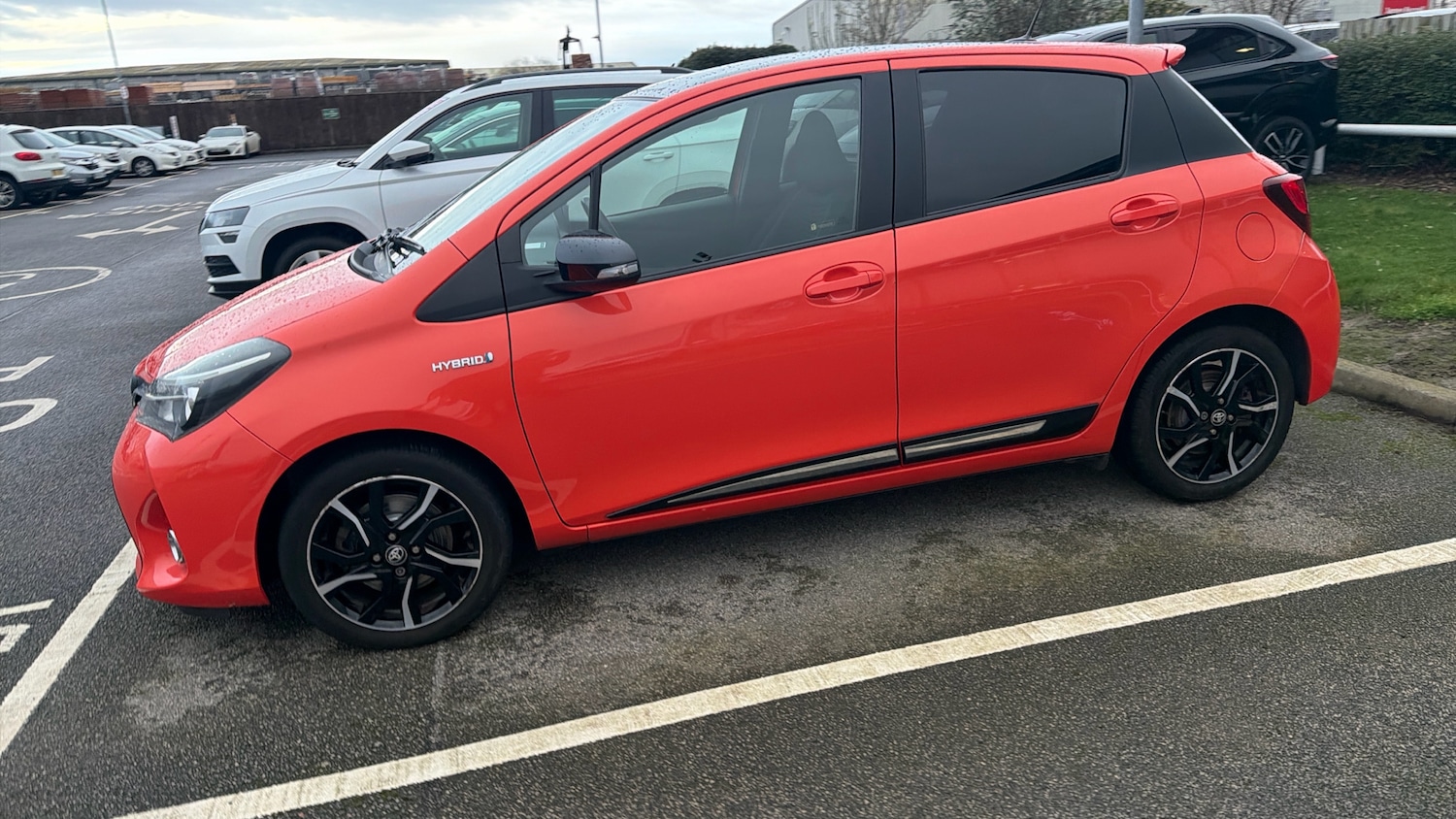 Used Toyota Yaris 2016 for sale - 76968727: Photo 31