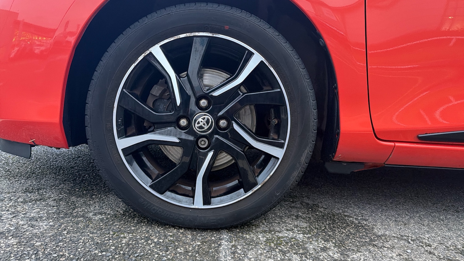 Used Toyota Yaris 2016 for sale - 76968727: Photo 7