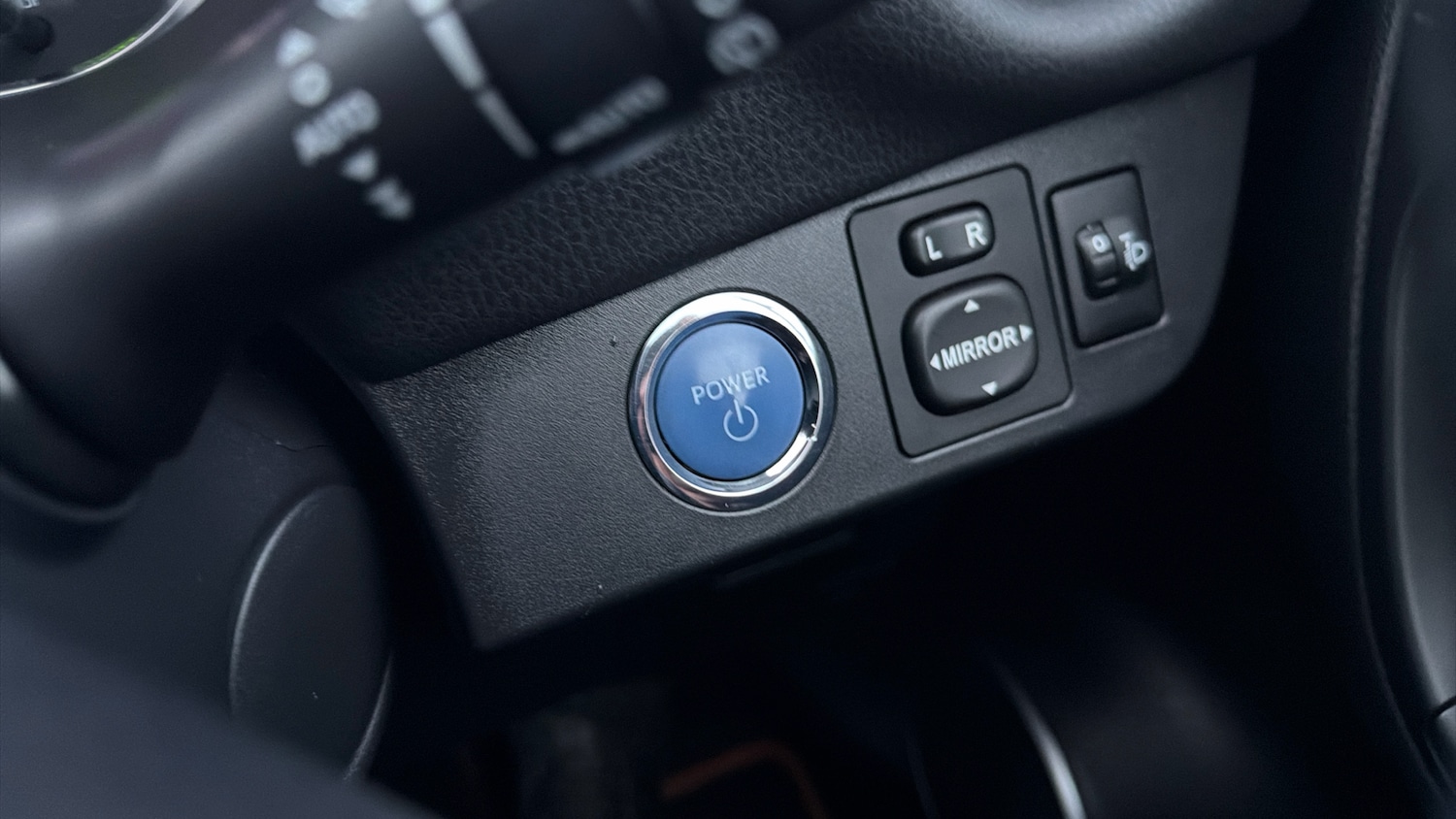 Used Toyota Yaris 2016 for sale - 76968727: Photo 8