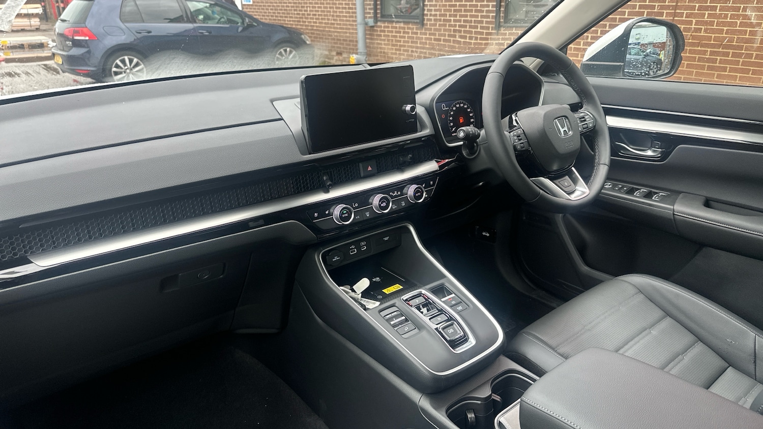 Used Honda CR-V 2025 for sale - 76146543: Photo 2