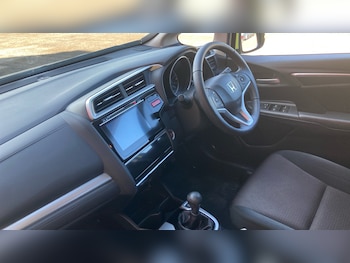 Used Honda Jazz 2015 for sale - 78353155: Photo