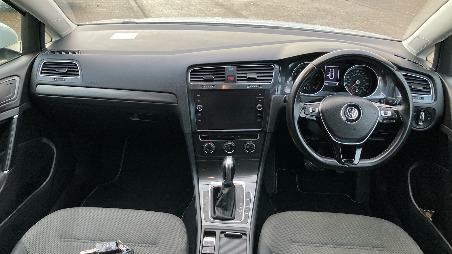 Used Volkswagen Golf 2019 for sale - 77063210: Photo 10
